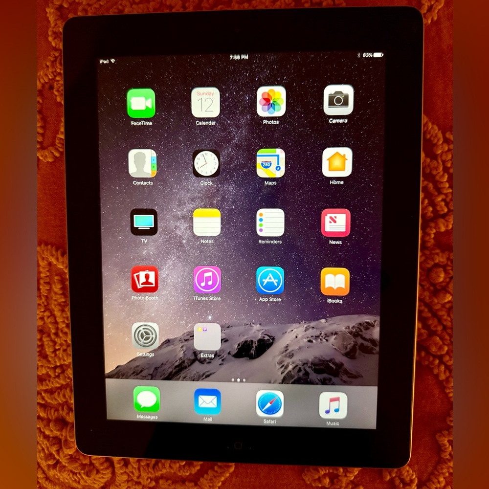 Apple Tablet - Black iPad 4th generation 16GB like new